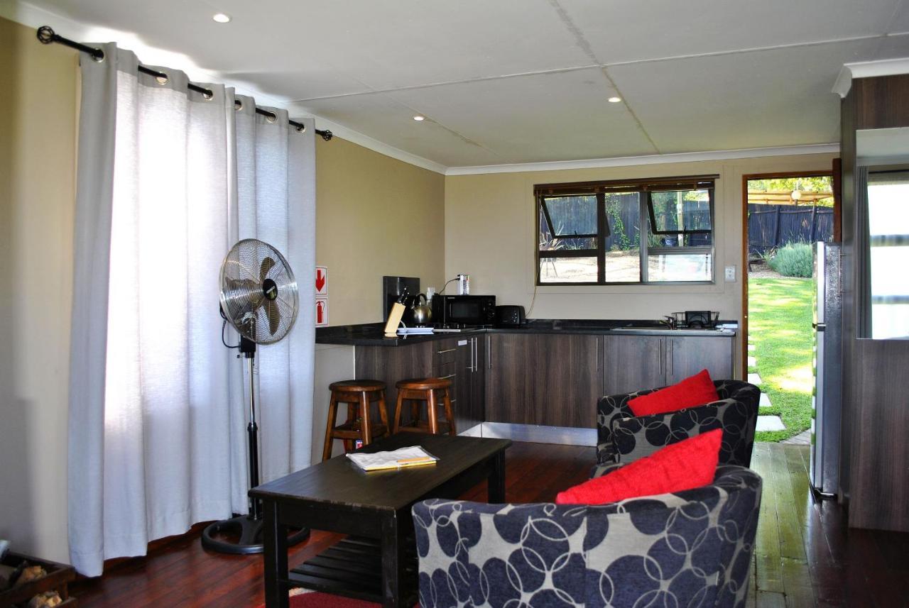 טזאנין Forest View Cabins מראה חיצוני תמונה