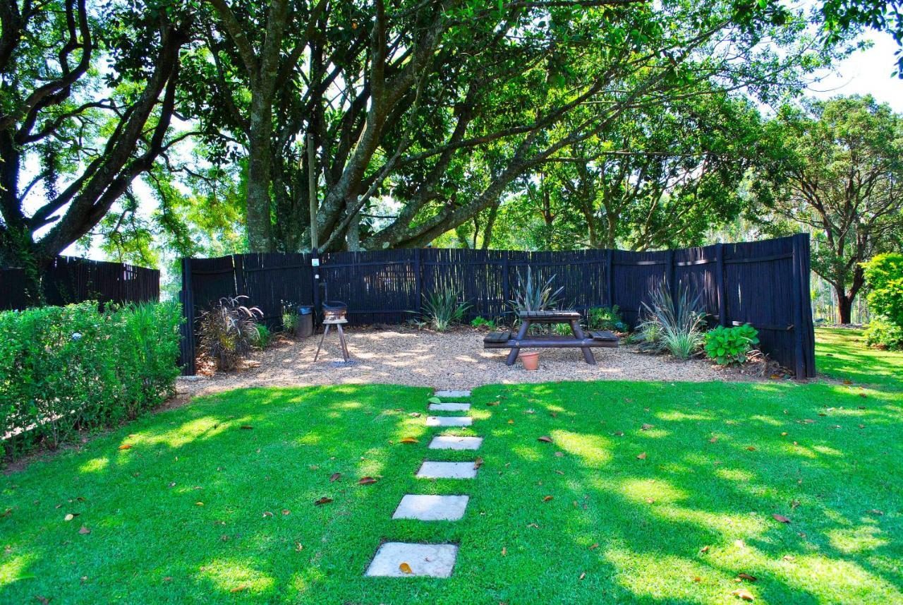 טזאנין Forest View Cabins מראה חיצוני תמונה
