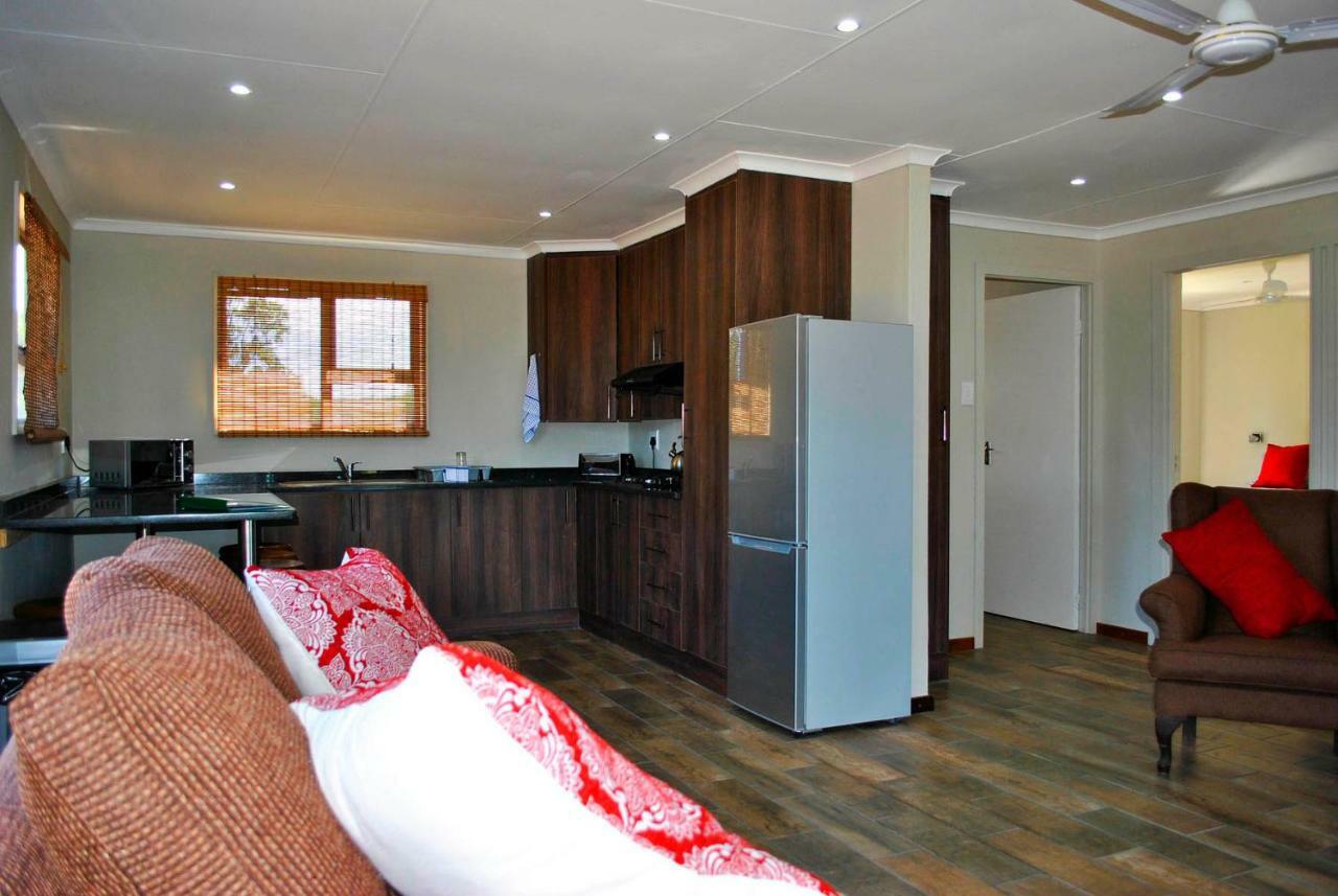 טזאנין Forest View Cabins מראה חיצוני תמונה